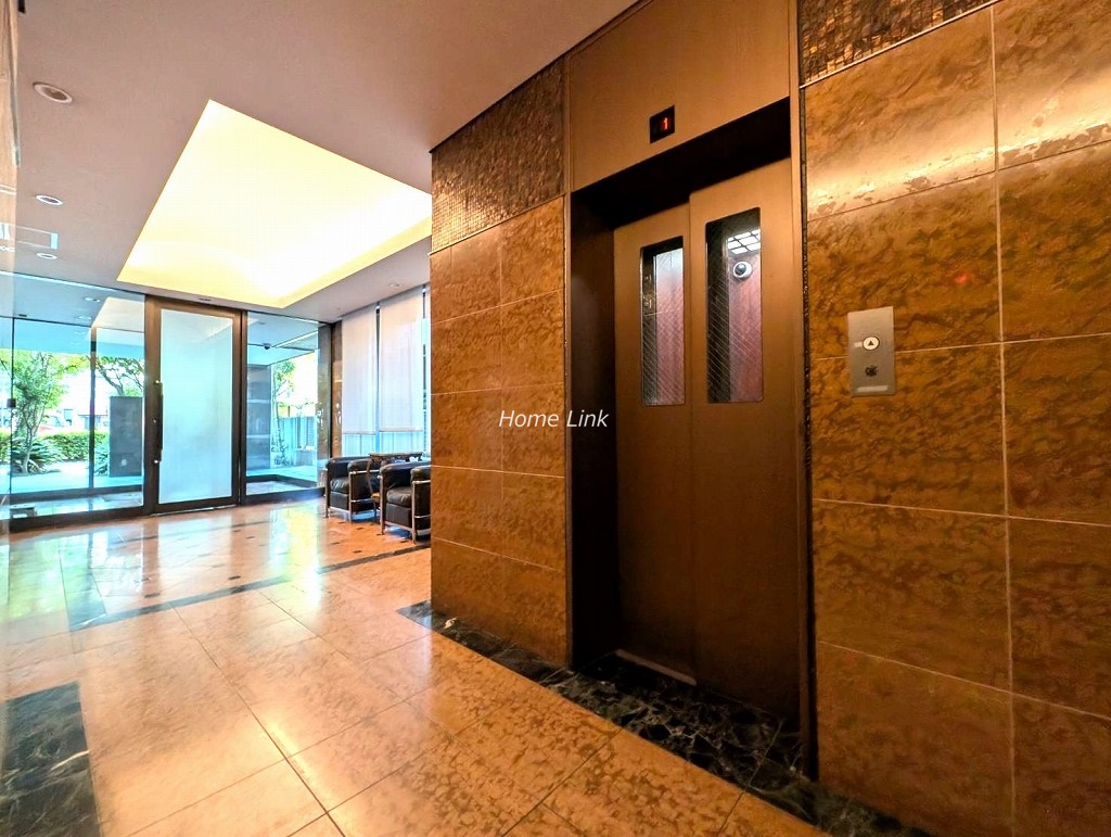 メセーヌ　エレベーターホール